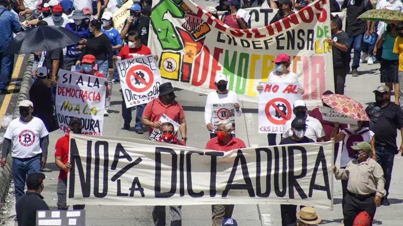 El Salvador, estado de excepción contra los derechos humanos